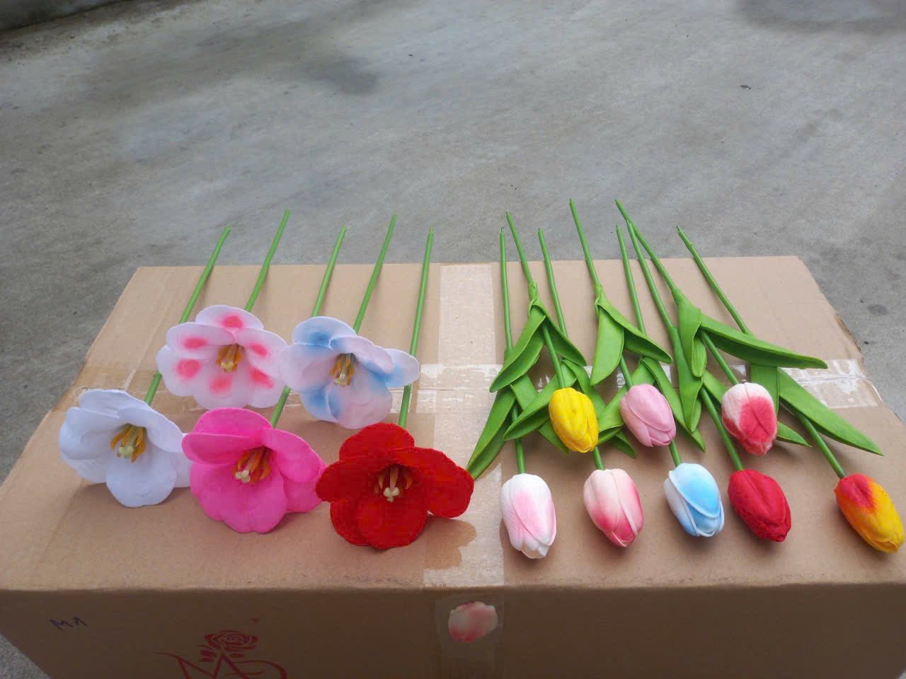 mua tre cắm hoa sáp 6